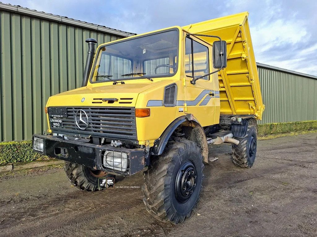 Mercedes-Benz Unimog U1650