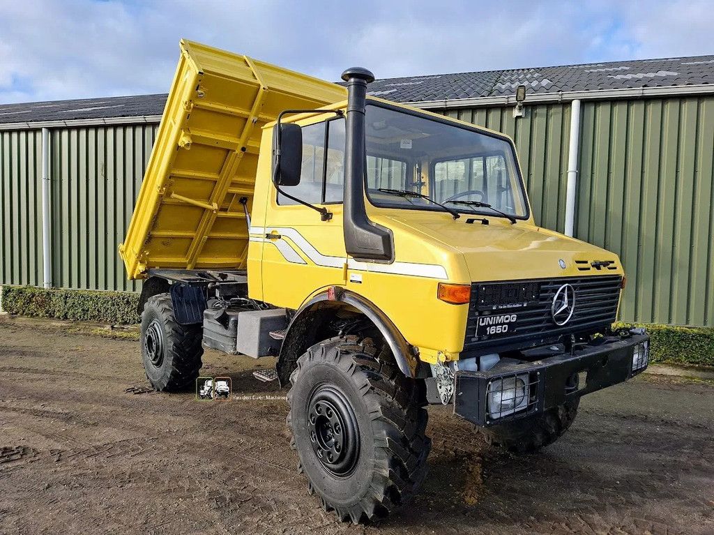 Mercedes-Benz Unimog U1650