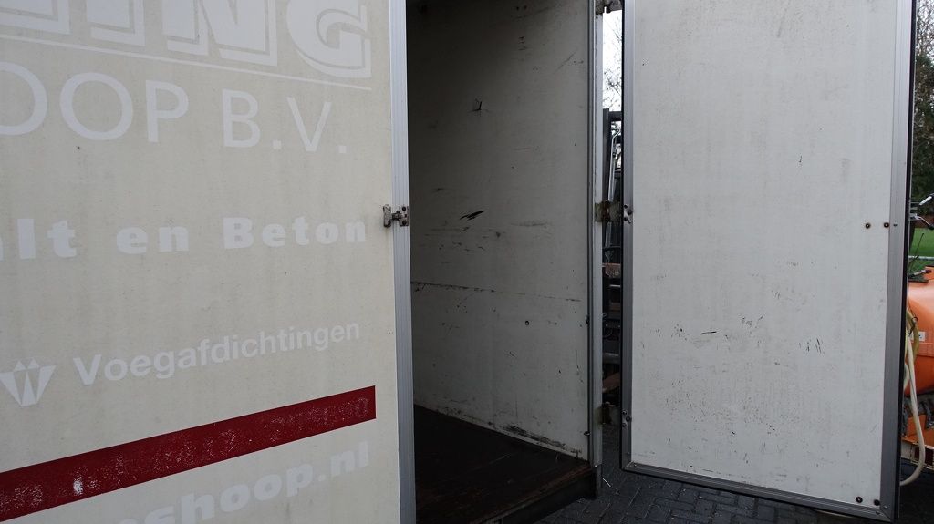 Hapert Gesloten 400x180x212 Cm 3500Kg