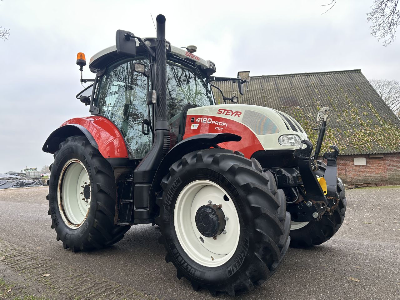 Steyr 4120 Profi CVT Multicontroller