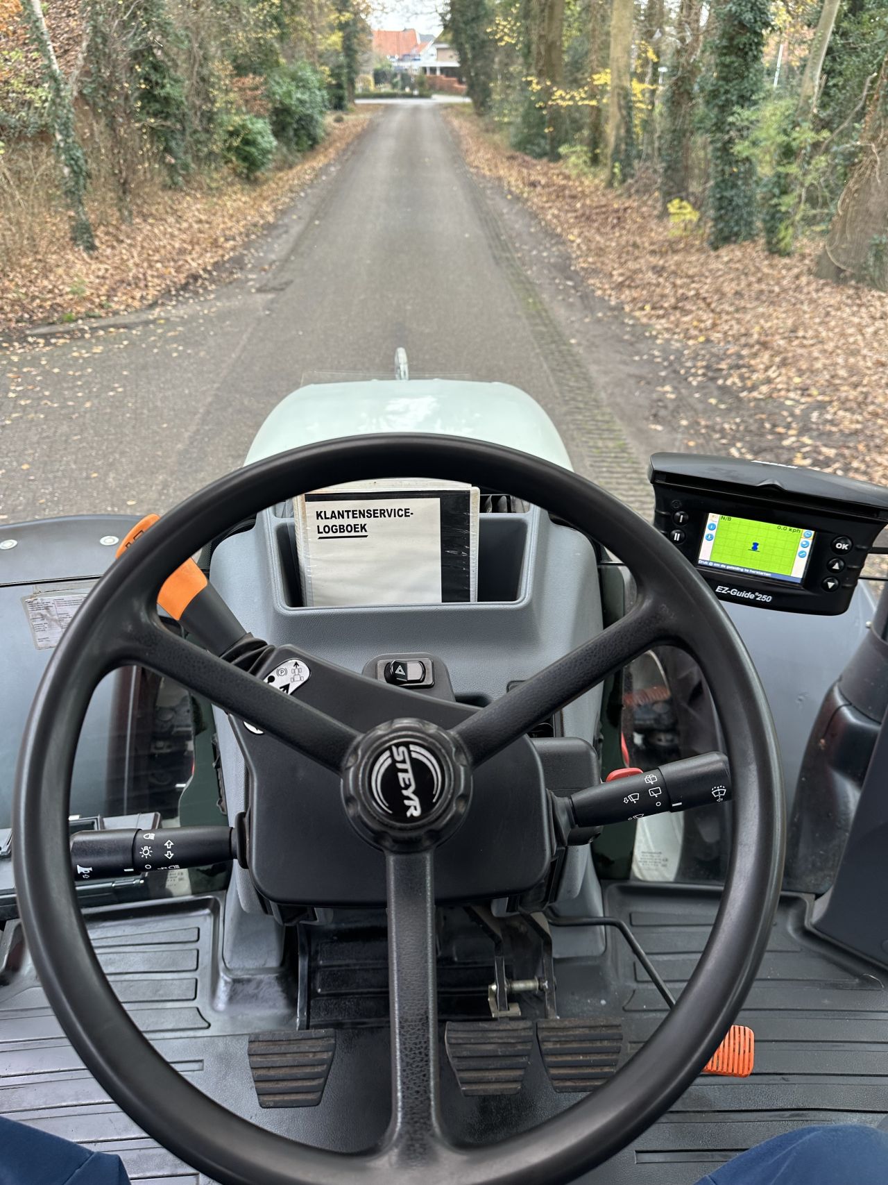 Steyr 4120 Profi CVT Multicontroller