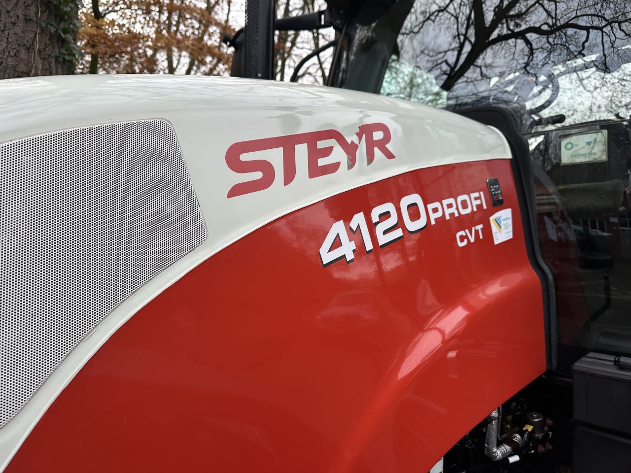 Steyr 4120 Profi CVT Multicontroller