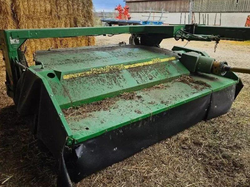 John Deere 1365