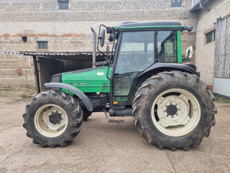 Valtra Valmet 900