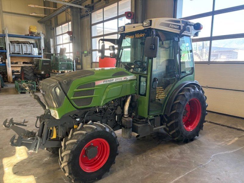 Fendt 211 Vario V