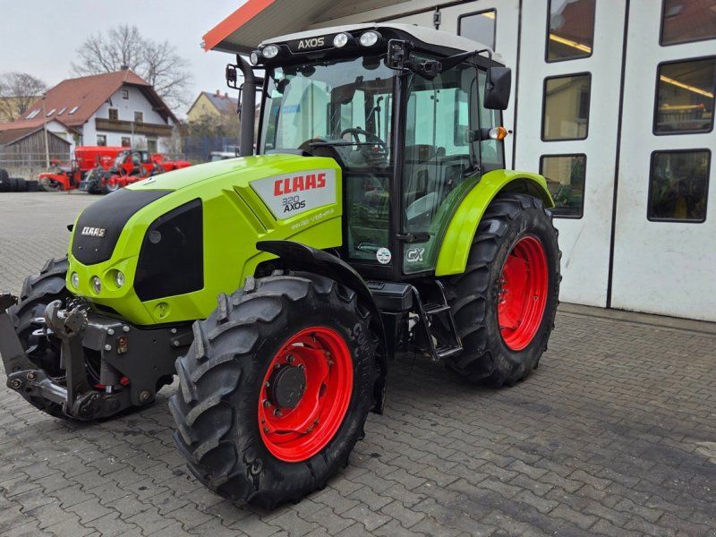 Claas Axos 320 CX