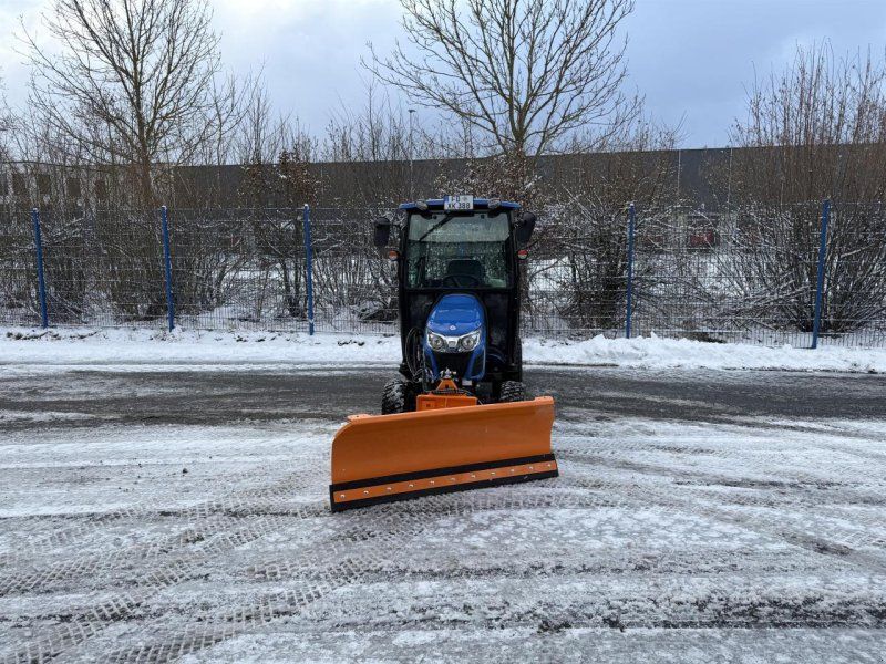 New Holland BOOMER 25 COMPACT