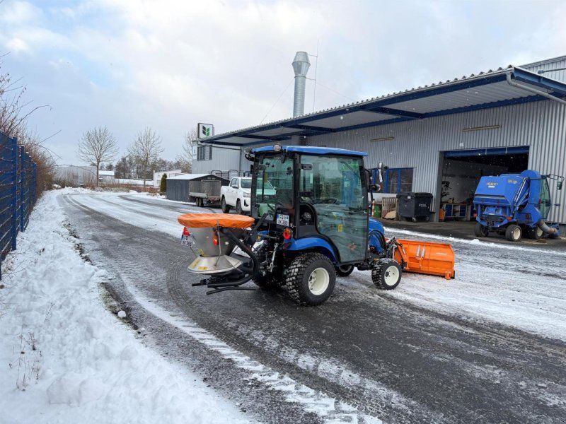 New Holland BOOMER 25 COMPACT