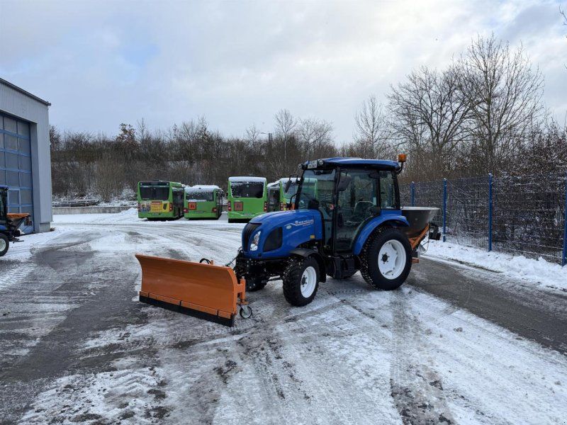 New Holland BOOMER 50 CAB STAGE V