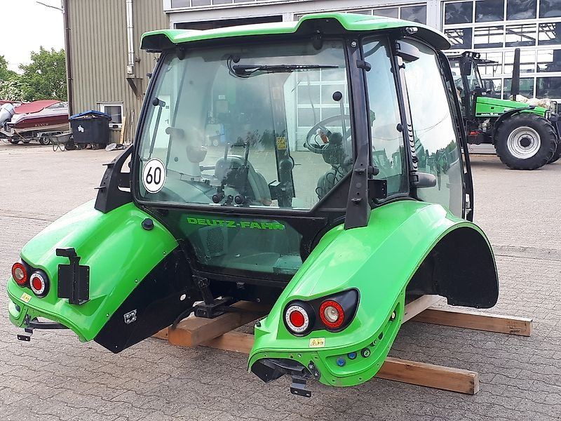 Deutz-Fahr AGROTRON Kabine Serie 6120.4-9340 , auch Lamborghini
