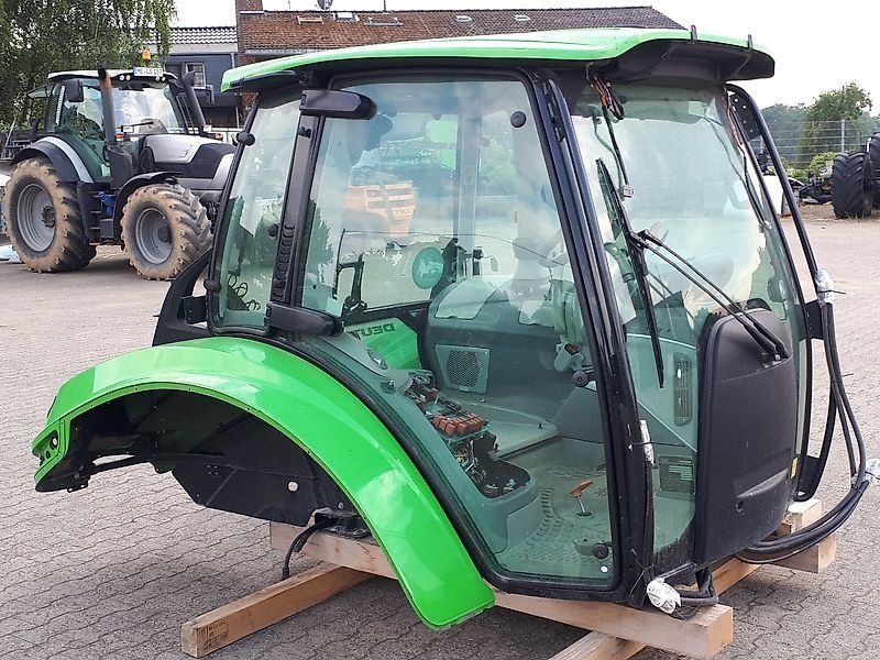 Deutz-Fahr AGROTRON Kabine Serie 6120.4-9340 , auch Lamborghini