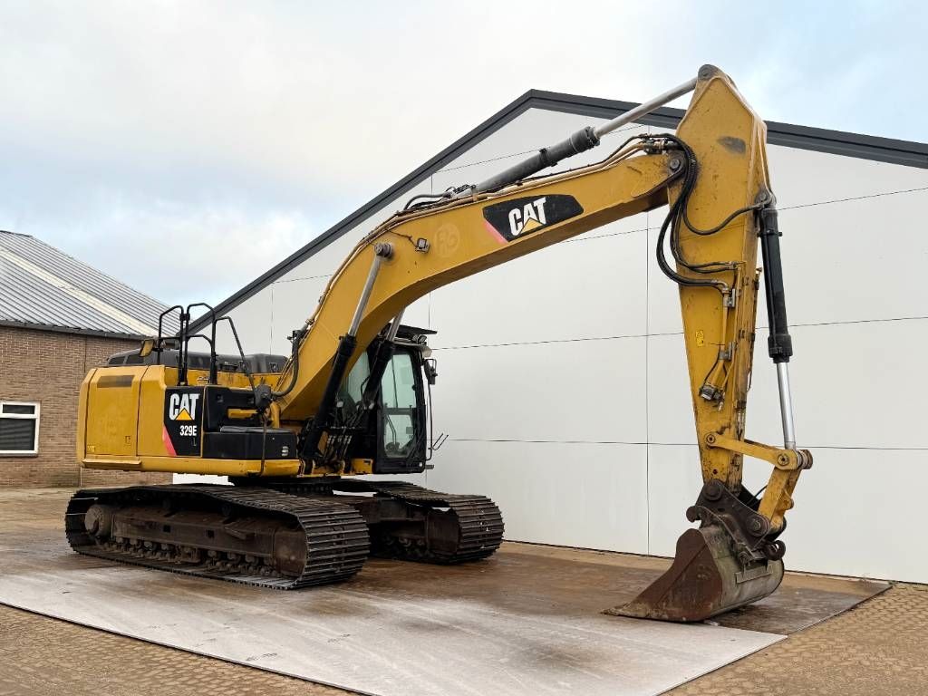 CAT 329E - Hammer Lines / Quick Coupler / Camera
