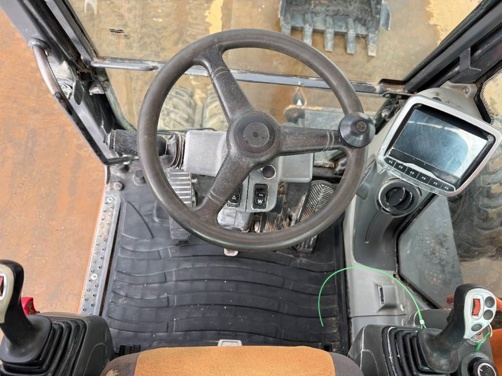 Doosan DX160W-3 - Hammer Lines / Quick Coupler