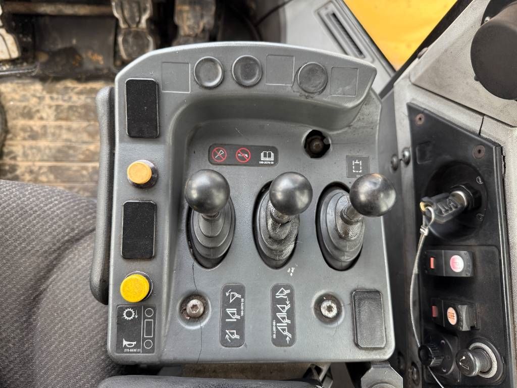 CAT 966K - 3rd Function / Weight System