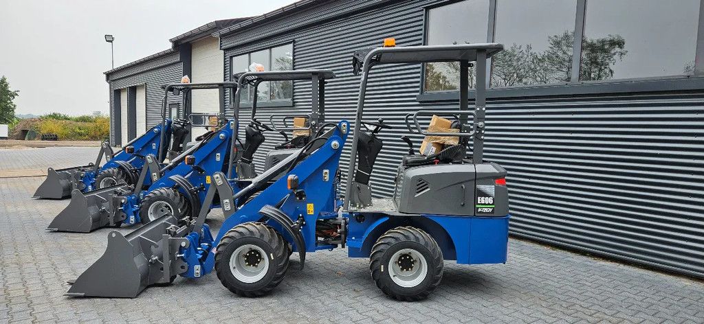 Wolf E WOLF 606 electro shovel.