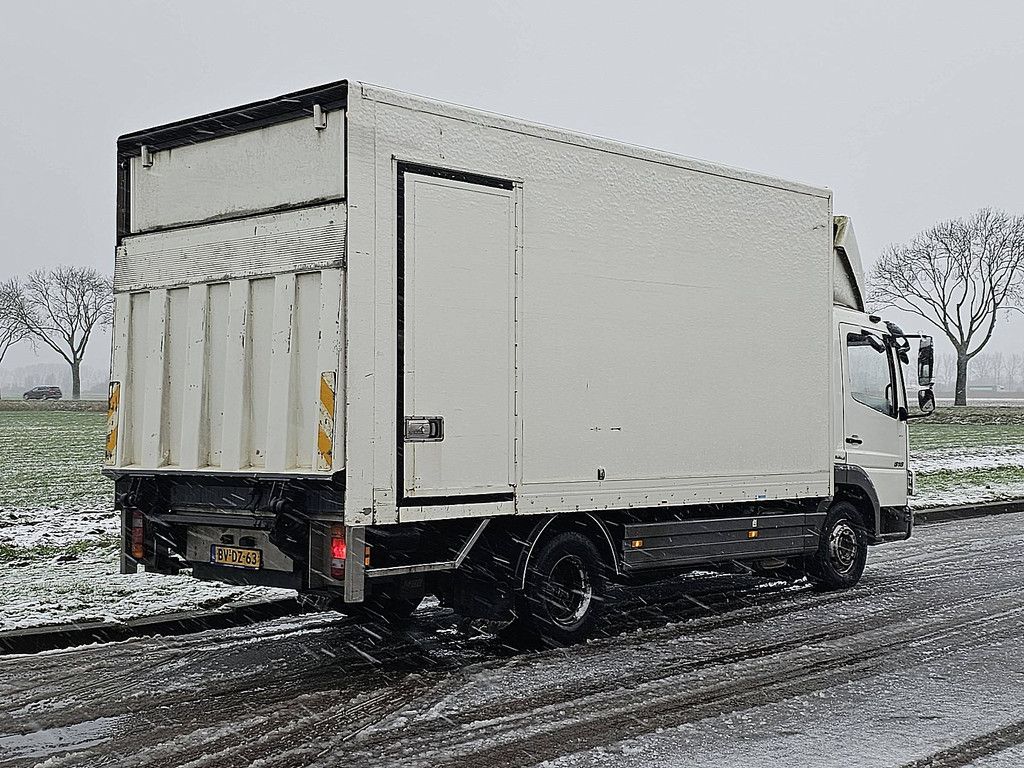 MERCEDES-BENZ ATEGO 818