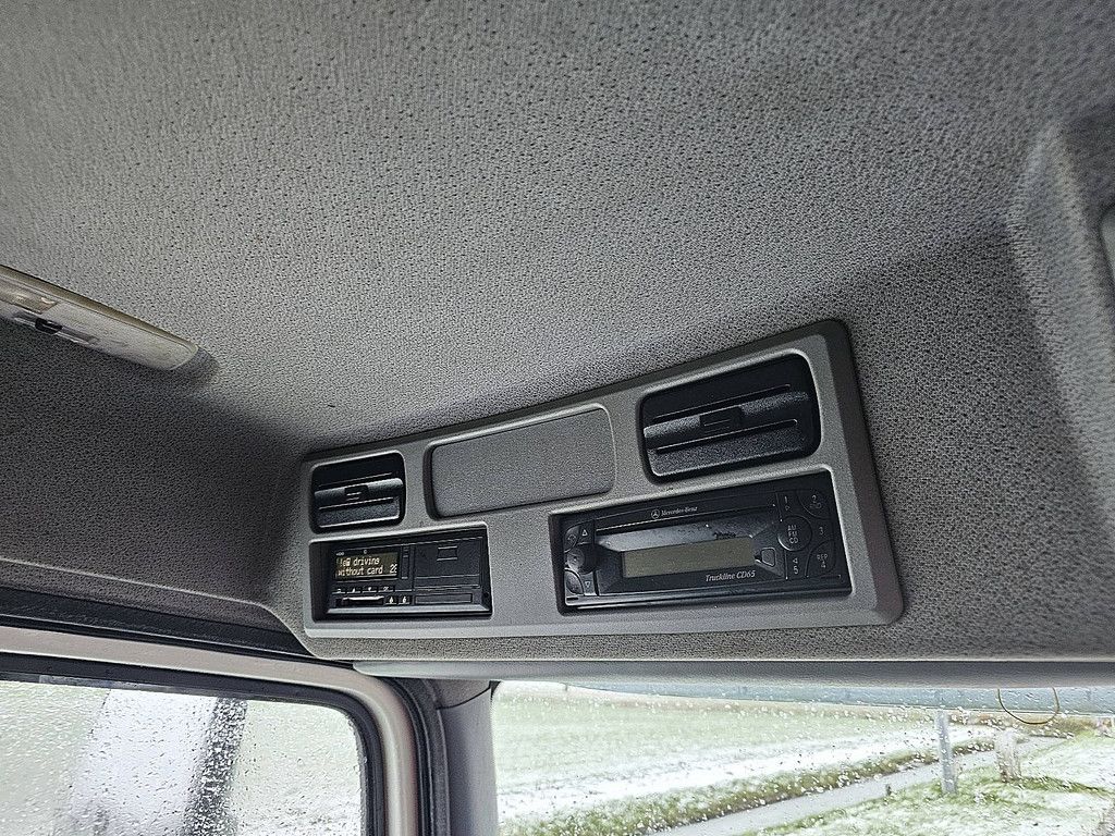 MERCEDES-BENZ ATEGO 818