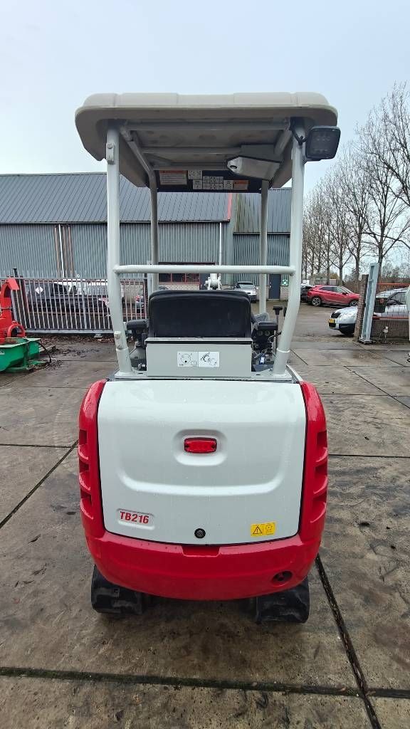 Takeuchi TB 216