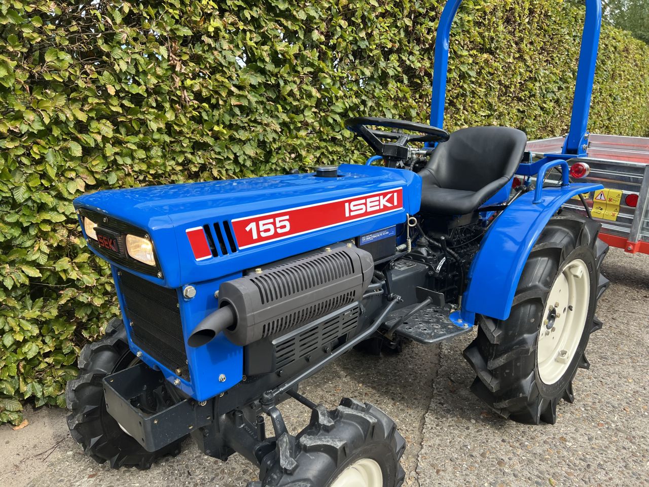 ISEKI minitractor met Kiepkar| 4x4| 16 PK| Hydrauliek| Topstang