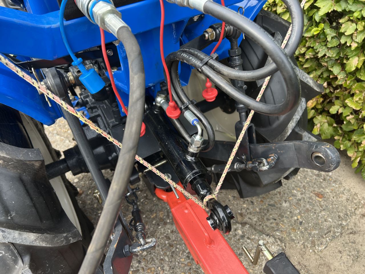 ISEKI minitractor met Kiepkar| 4x4| 16 PK| Hydrauliek| Topstang