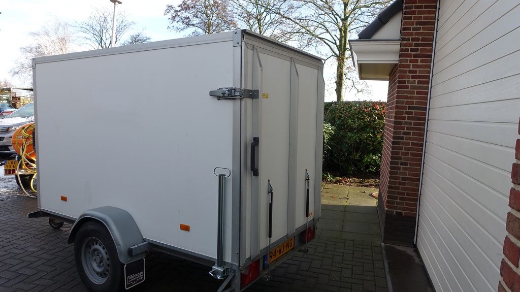Hapert Gesloten met klep 250x130x152