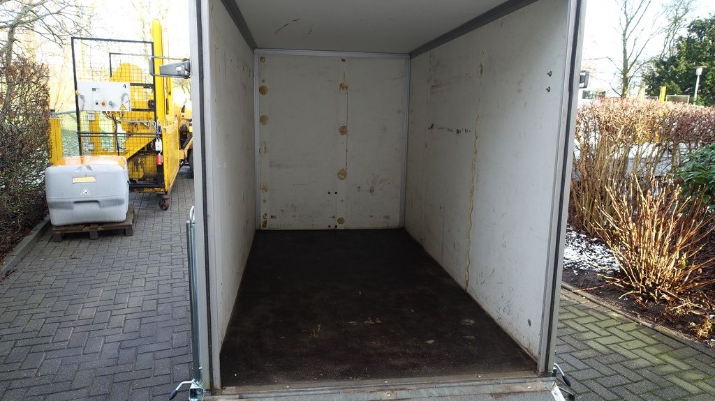 Hapert Gesloten met klep 250x130x152