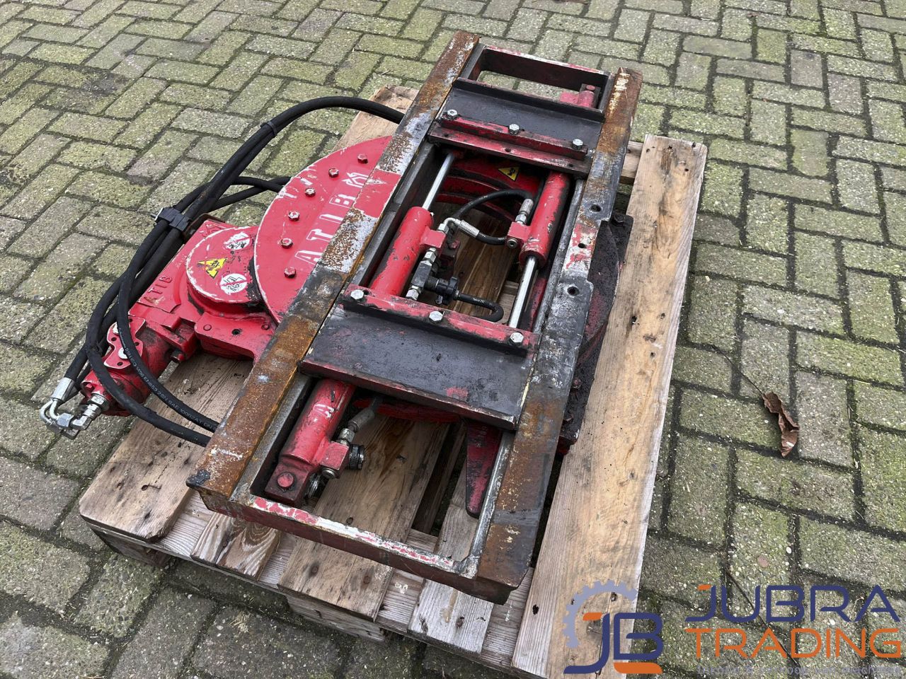 ATIB 301 RFI Kistenkantelaar Rotator FEM2 | 2.5 Ton