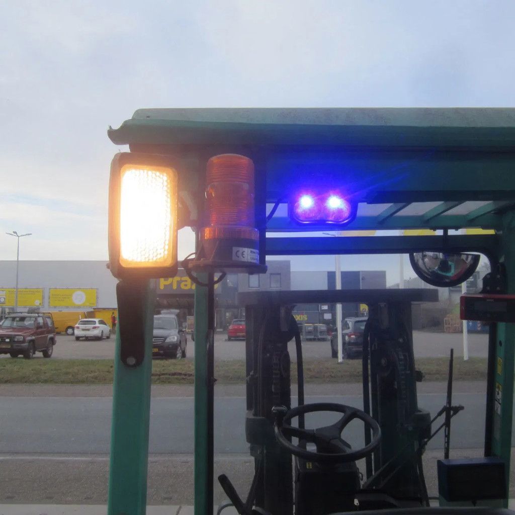 Mitsubishi Heftruck FB25K elek., weeginstallatie, triplomast, side shift.