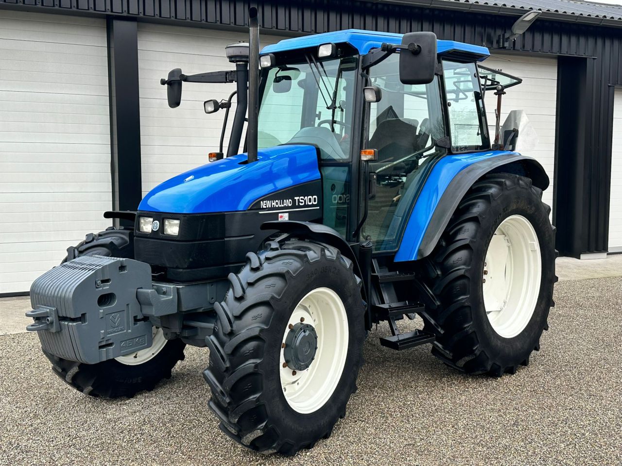 TE KOOP: zeer nette NEW HOLLAND TS100