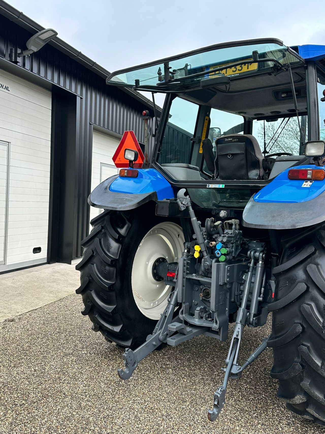 TE KOOP: zeer nette NEW HOLLAND TS100