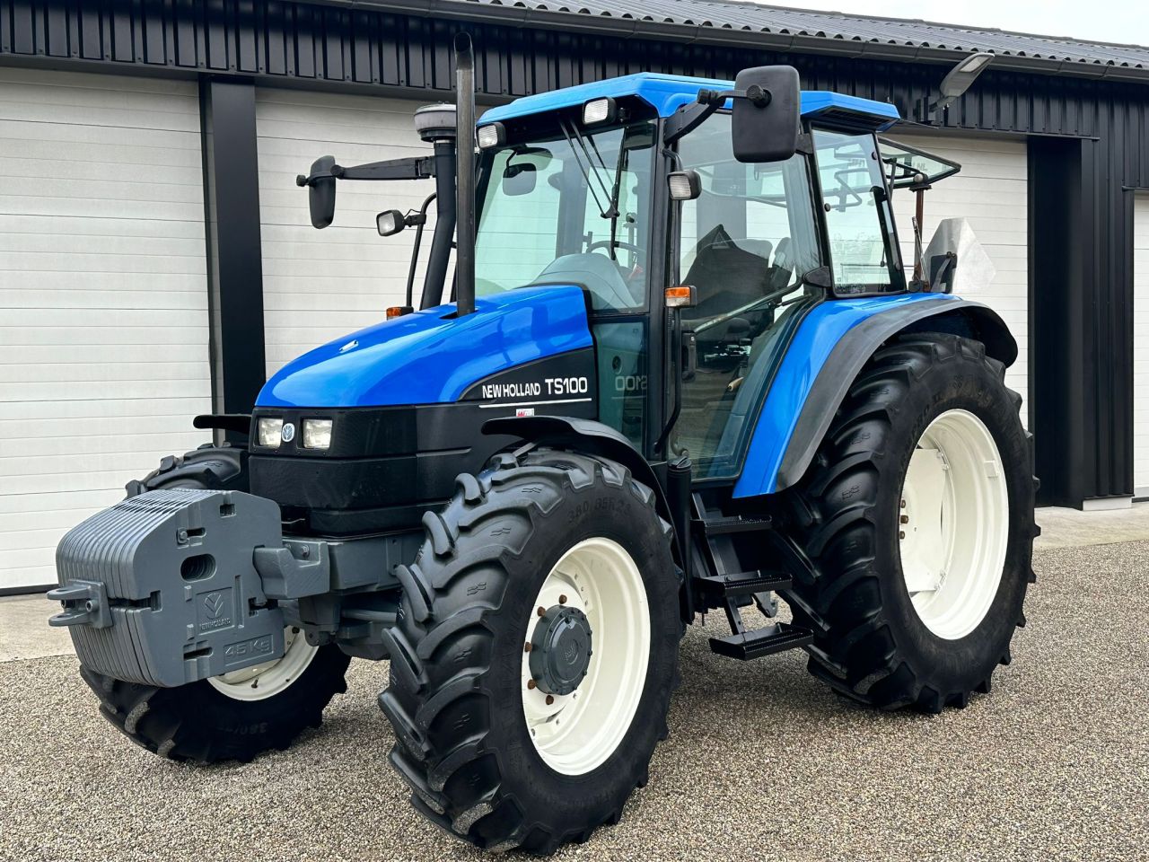TE KOOP: zeer nette NEW HOLLAND TS100