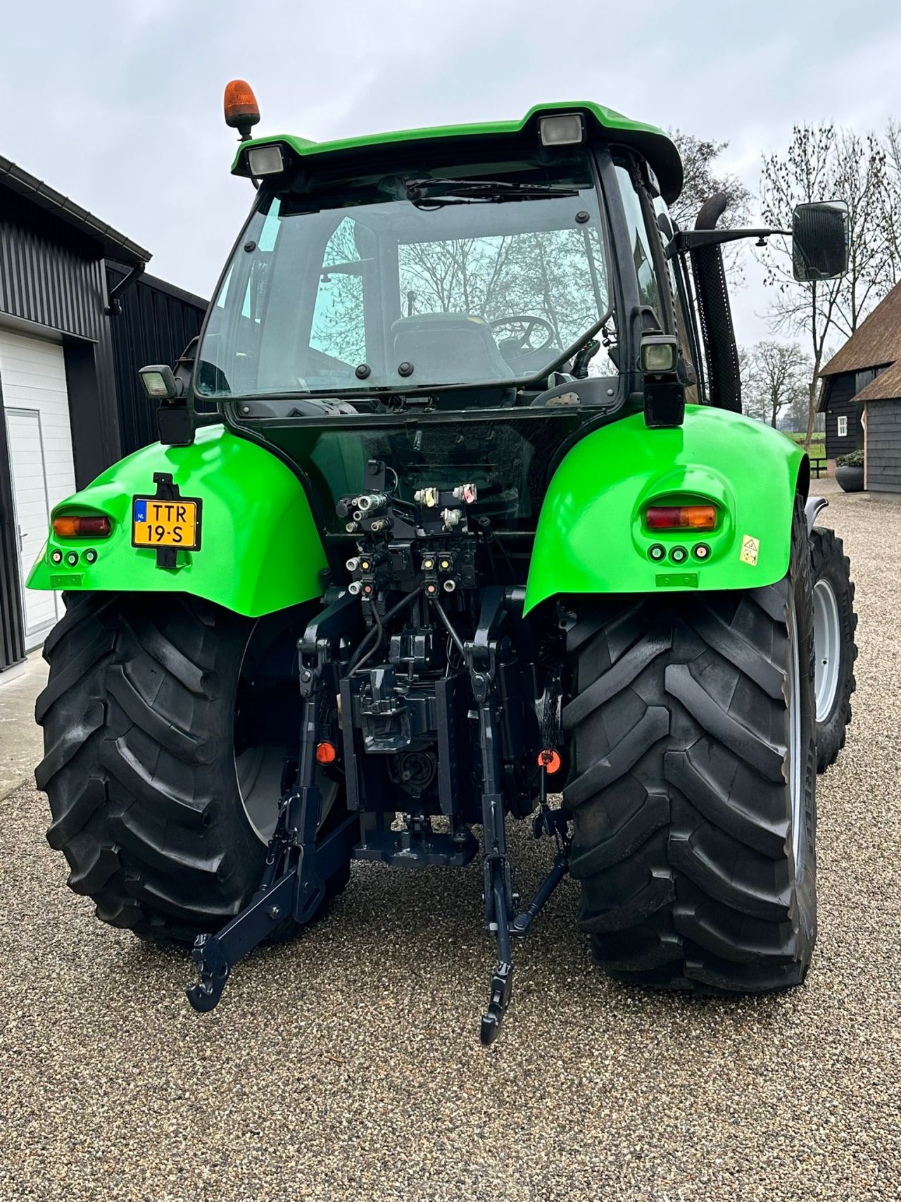 TE KOOP: zeer nette DEUTZ 1160 TTV