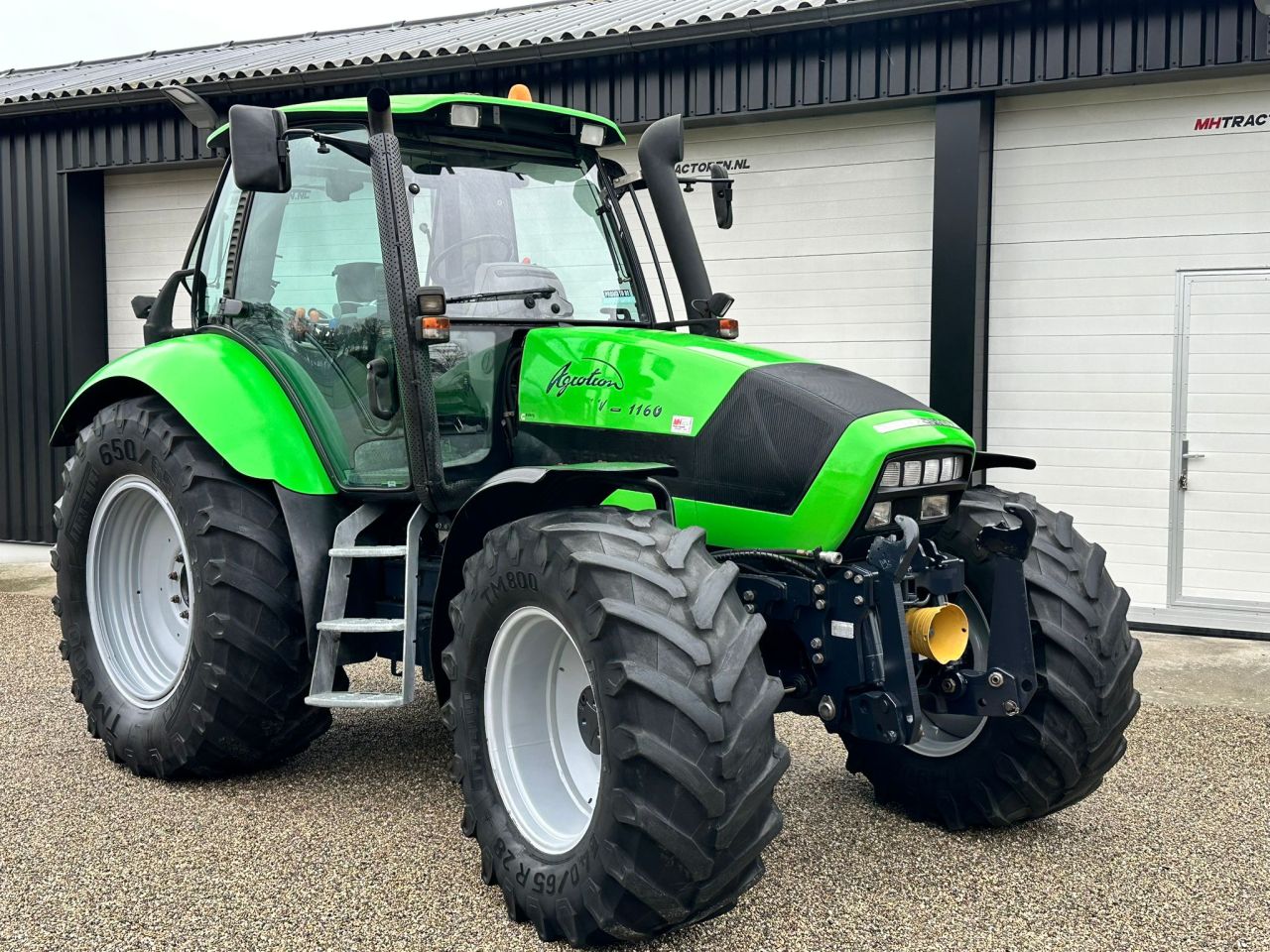 TE KOOP: zeer nette DEUTZ 1160 TTV