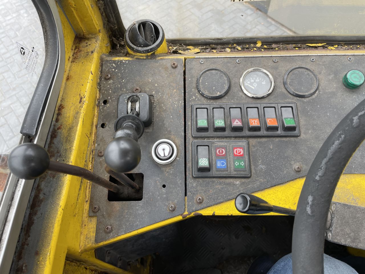 Terberg YT17 hefschotel / Cummins engine