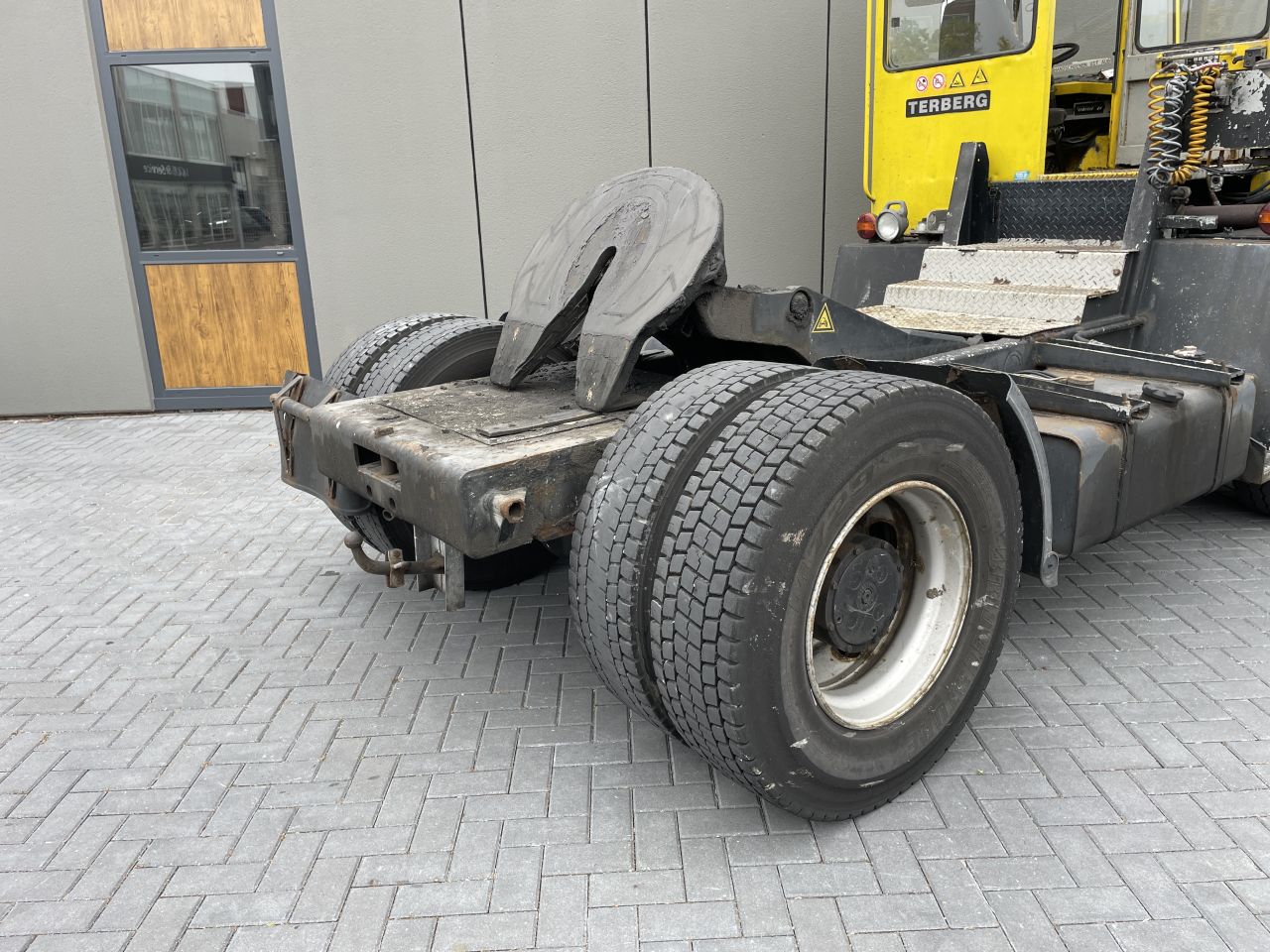 Terberg YT17 hefschotel / Cummins engine