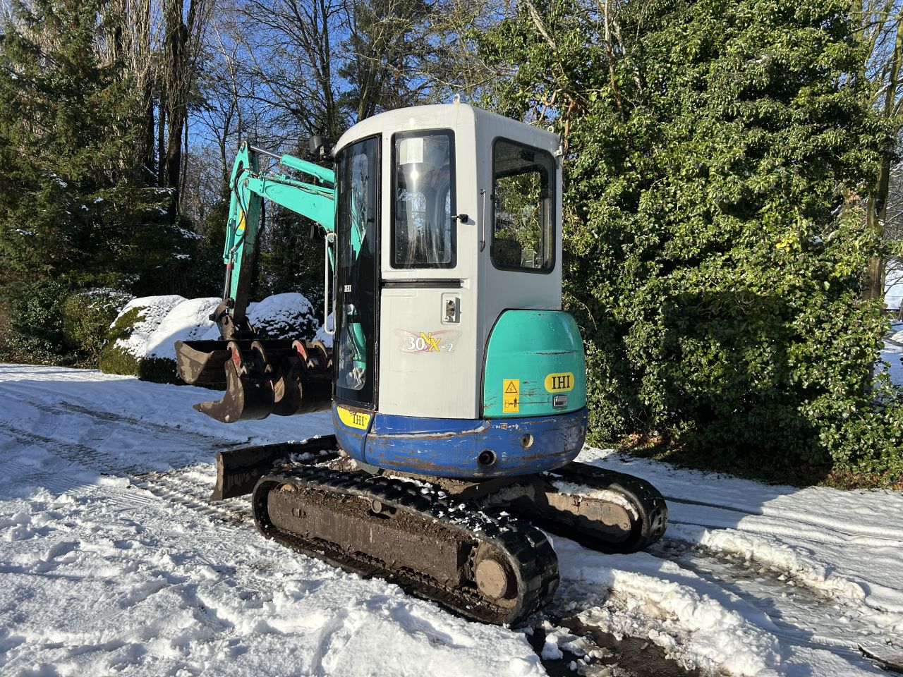 Nette IHI 30NX-2 midigraver