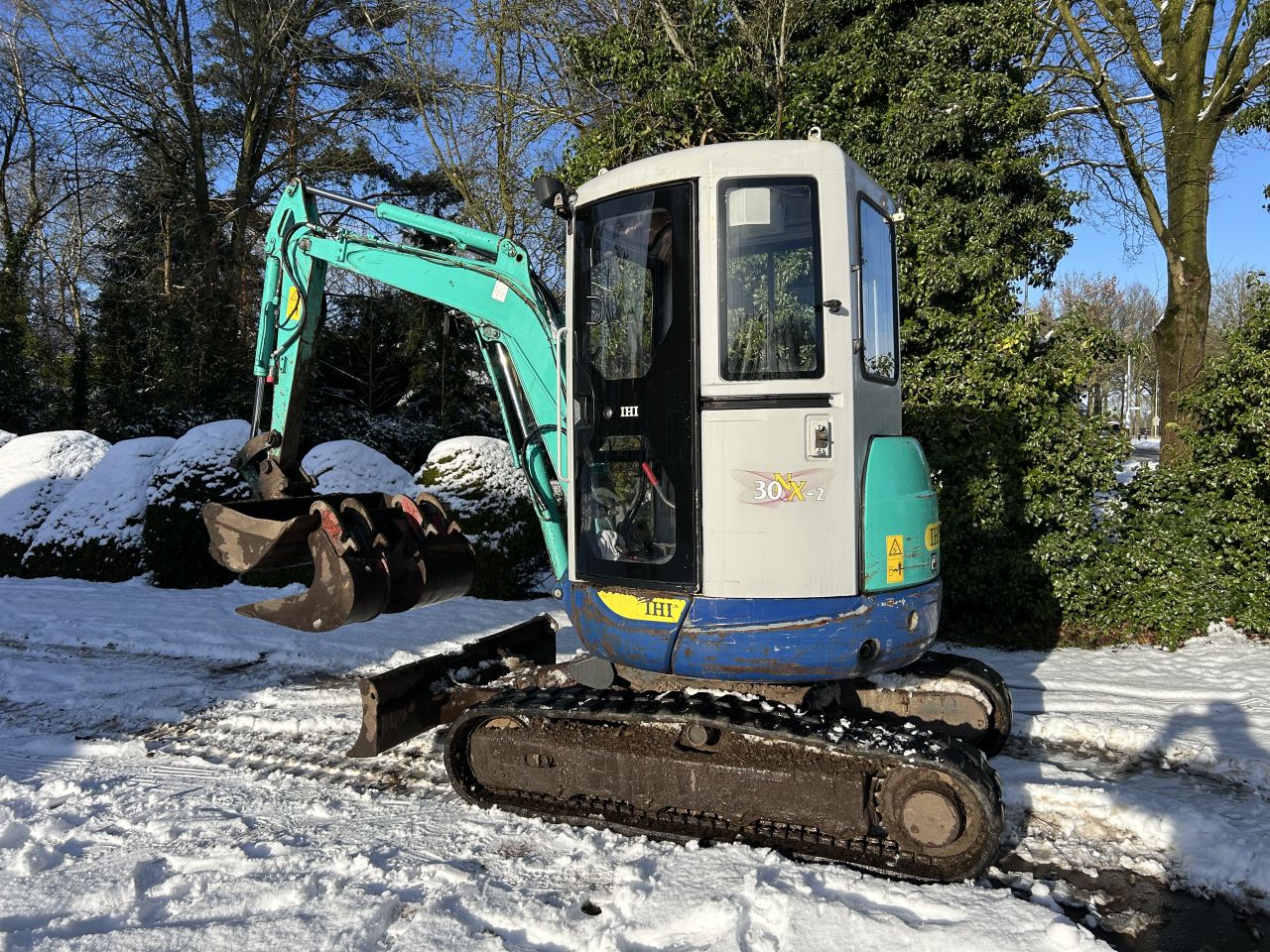 Nette IHI 30NX-2 midigraver