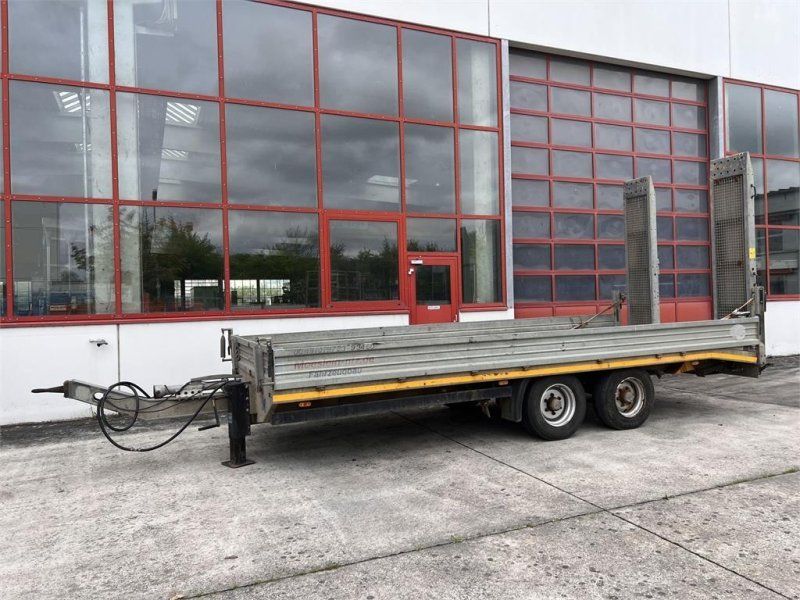 Möslein TTS 13 Schwebheim 13 t Tandemtieflader