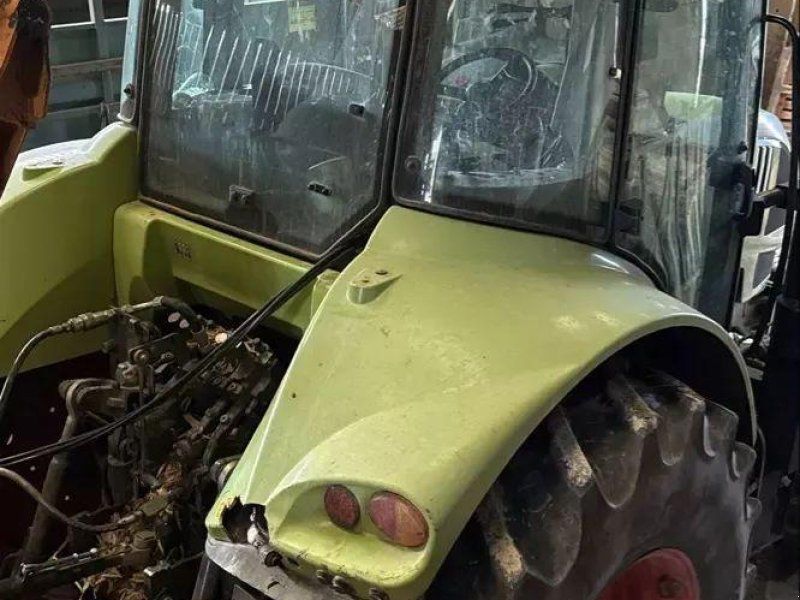 Claas arion 640
