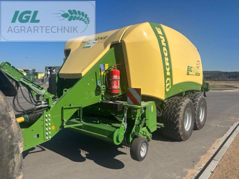 Krone BiG Pack 1270 VC V-Knoter