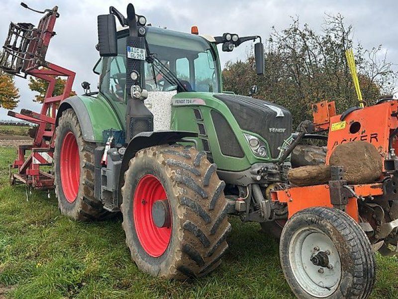 Fendt 724 Profi Plus
