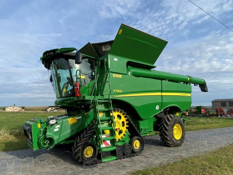 John Deere S 790 i