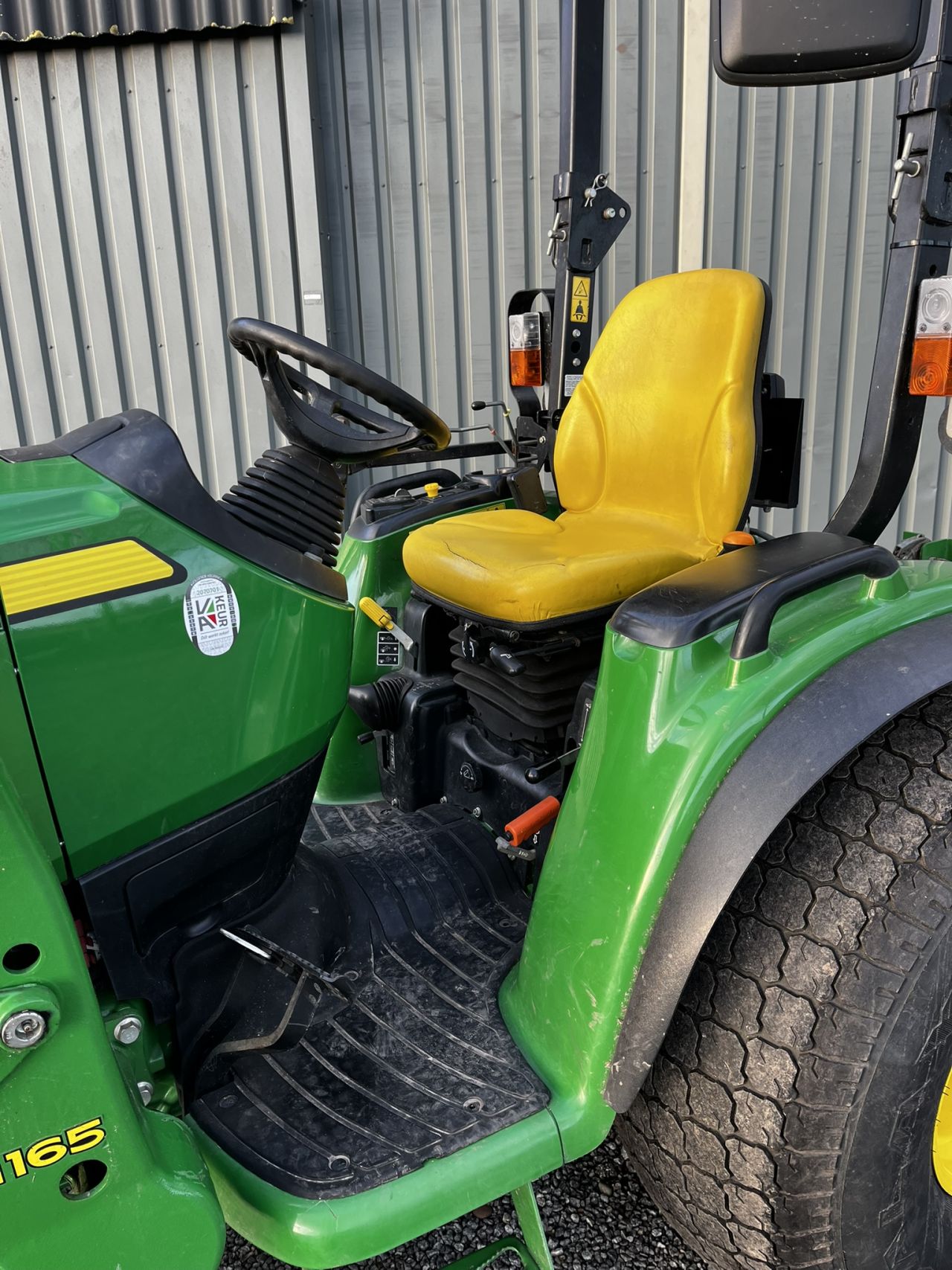 John deere 3045R met voorlader