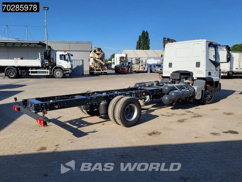 Iveco 120-210L 4X2 NEW! 12tons chassis! CNG Engine TELMA Retarder Manual Euro 6