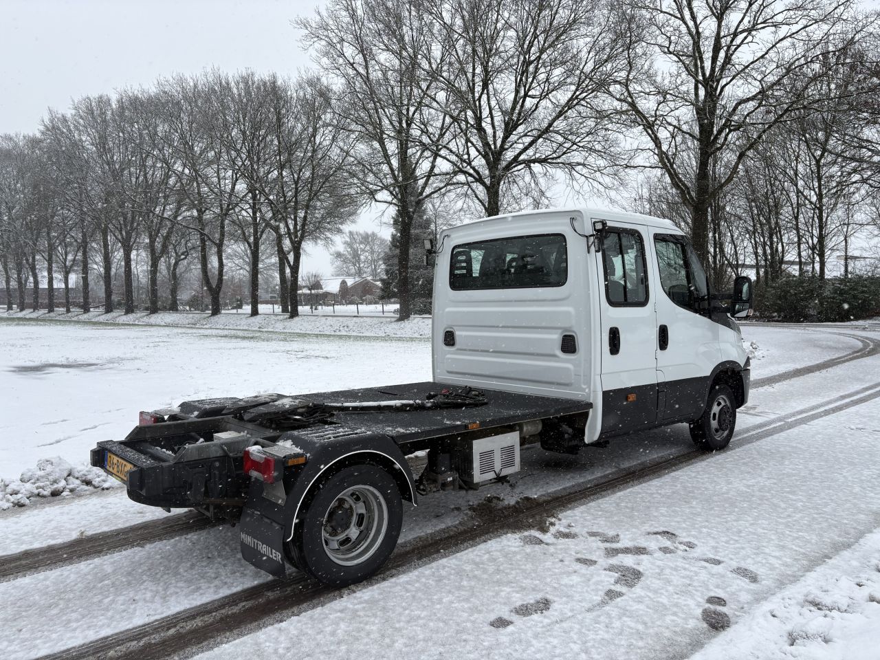 Trekker C1 rijbewijs Iveco Daily 50C18 euro 6 Dubbel cabine