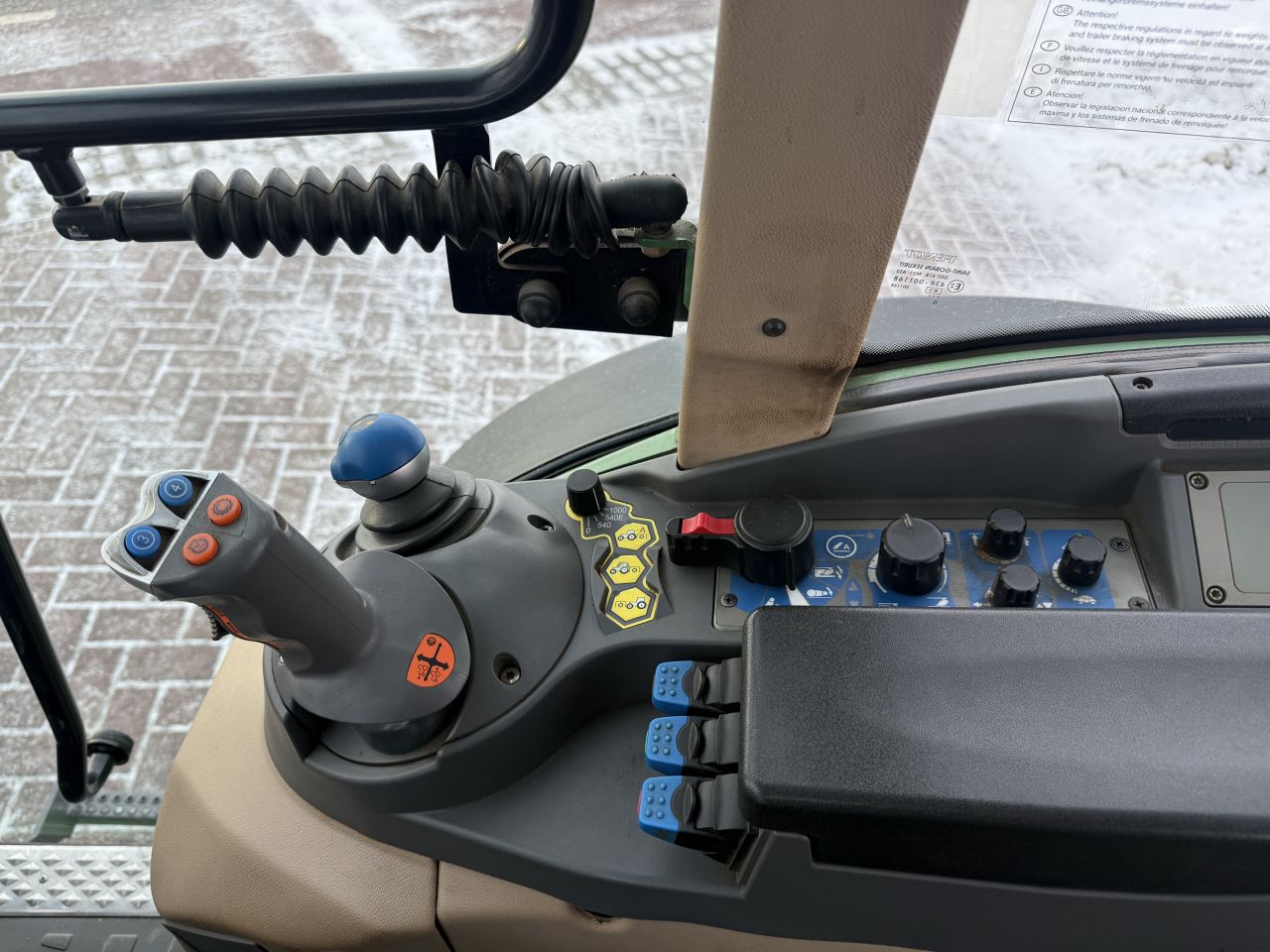 Fendt vario 209p ( 3800 uur )