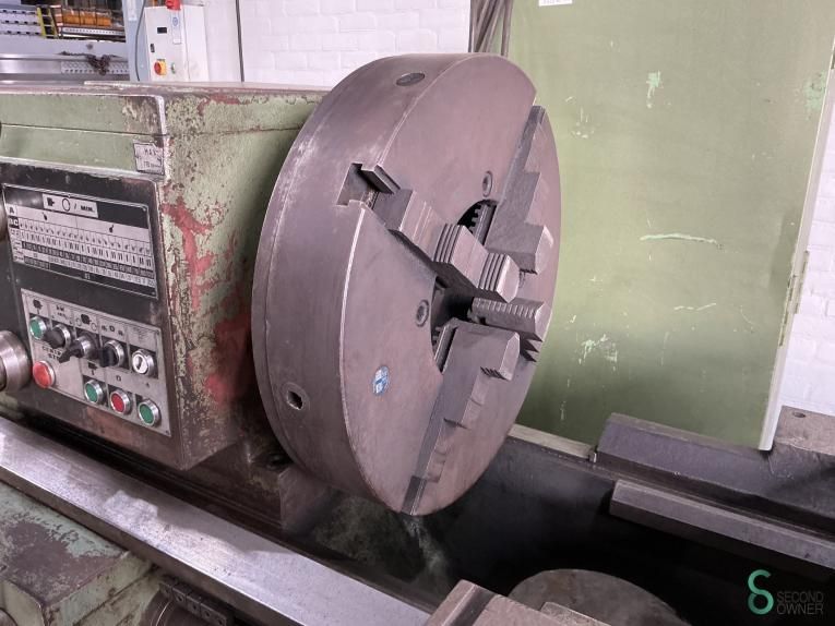 Horizontal lathes TOS SUS-63 x 3000mm