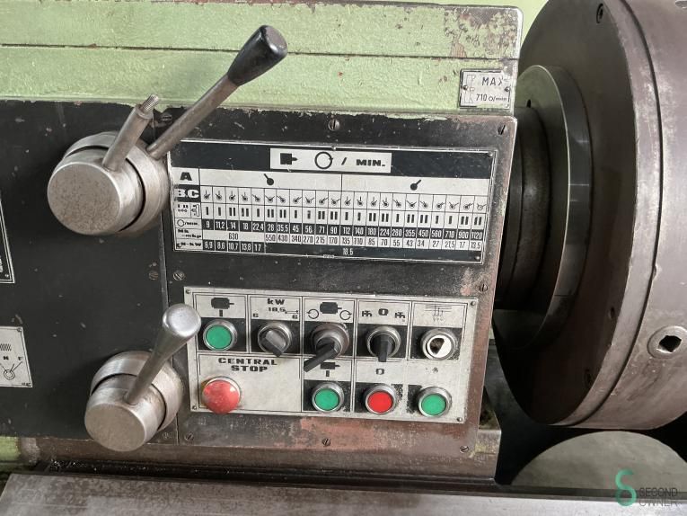 Horizontal lathes TOS SUS-63 x 3000mm