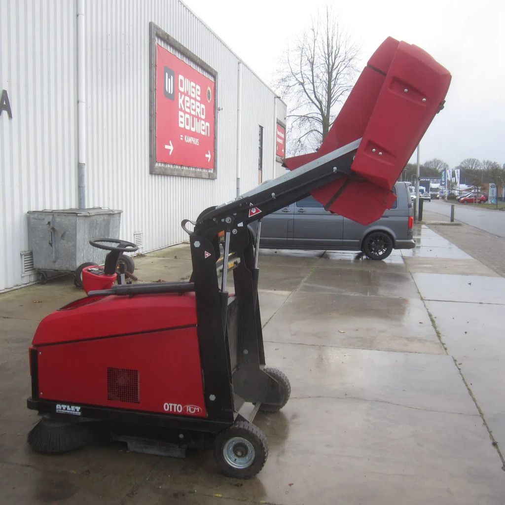 RCM Veegmachine zit-veeg Otto .