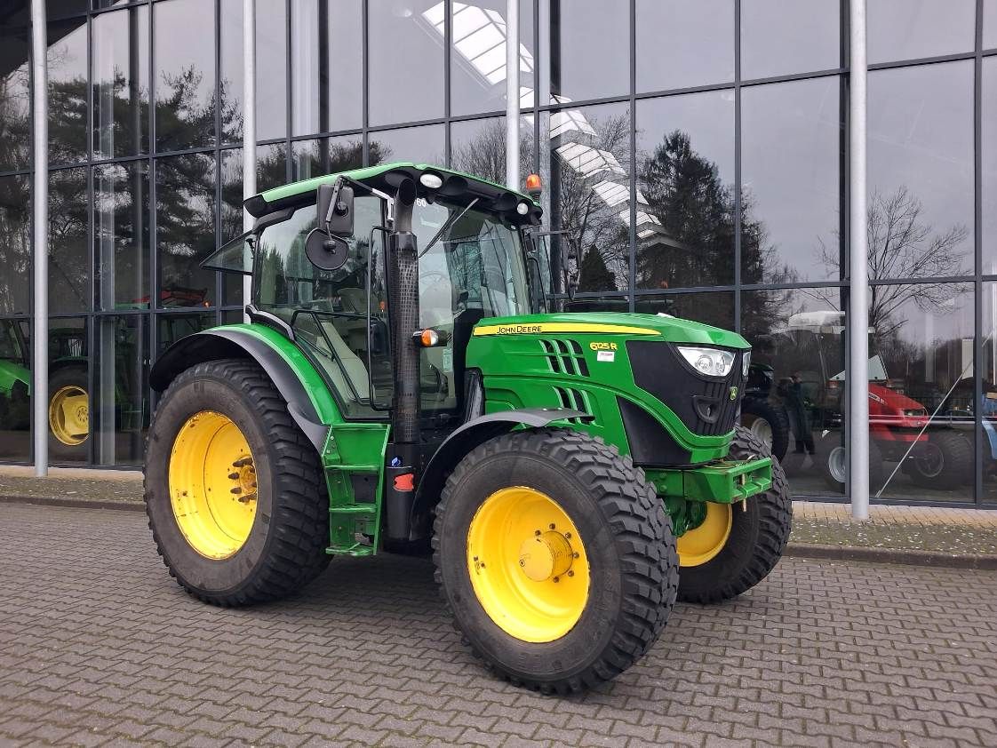 John Deere 6125R